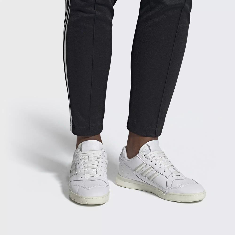 Adidas A.R. Tenis Blancos Para Hombre (MX-39131)